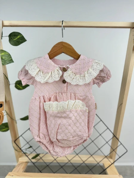 Kız Bebek Şapkalı Dantel Fistolu Çıtçıtlı Romper Badi İkili Set - PUDRA PEMBE