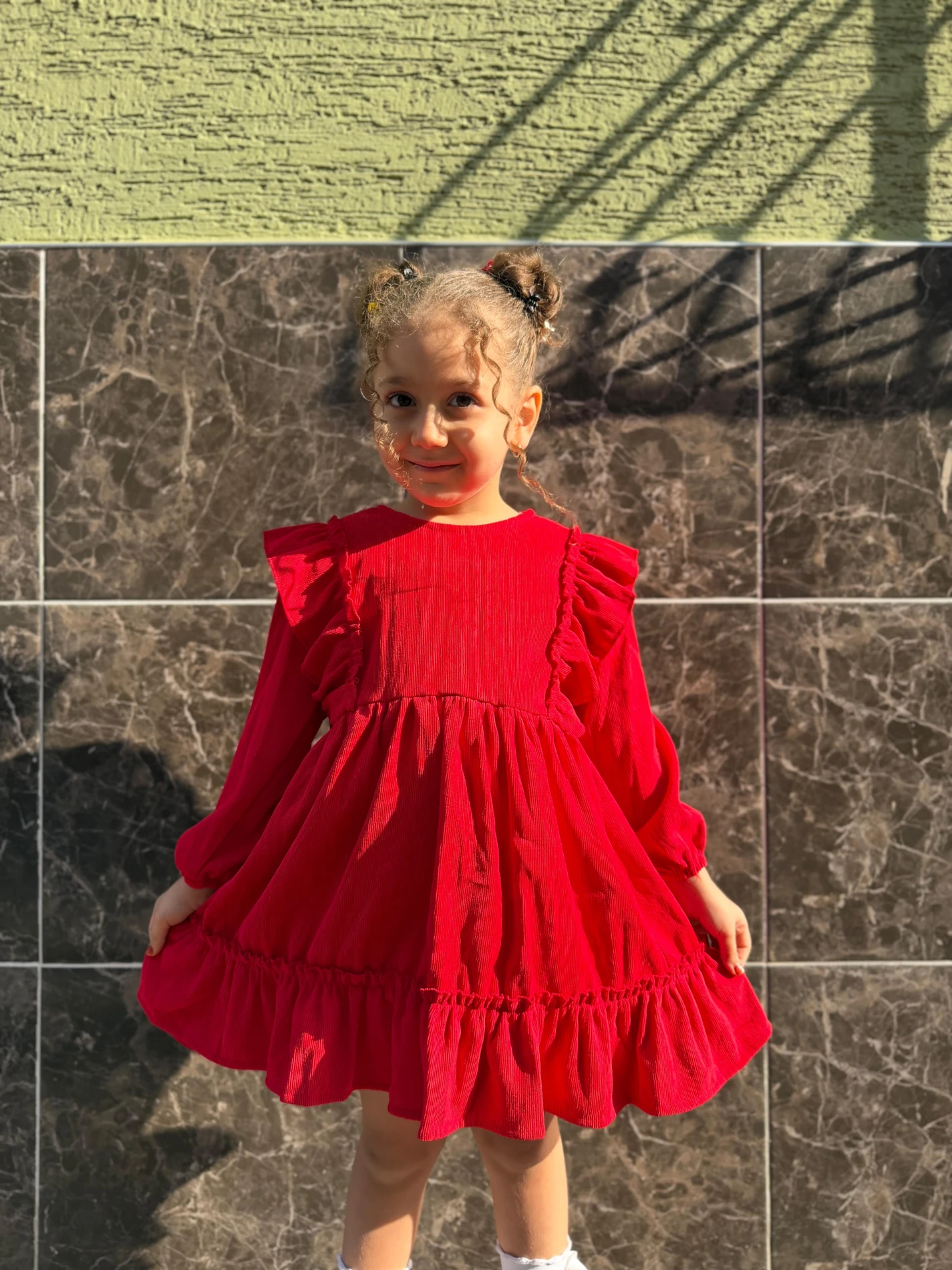  Kız Bebek Elbise Uzun Kollu Fırfır Detaylı Doğum Günü Parti Düğün Özel Gün Abiye Kız Çocuk Elbise - KIRMIZI