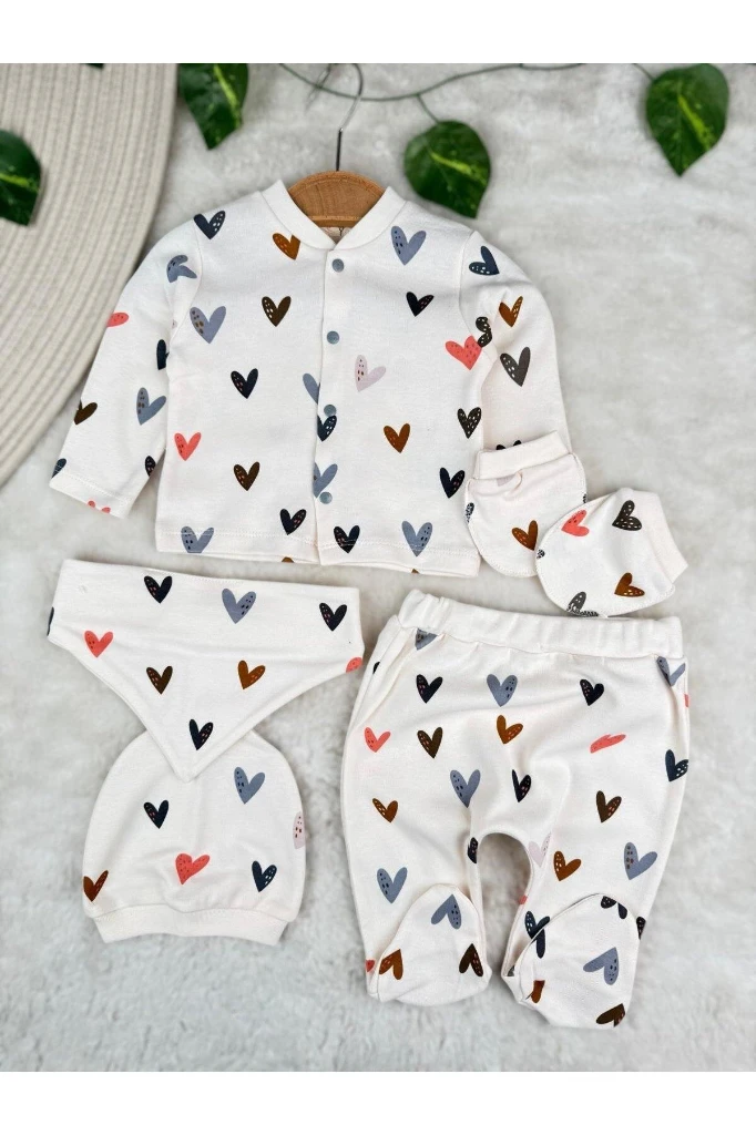 Kalp Baskılı %100 Pamuklu Kız Bebek Yenidoğan 5'li Set - RENKLİ