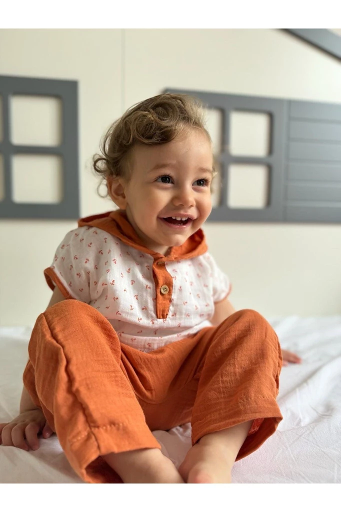Kanca Baskılı Kolları Biyeli Kapüşonlu Unisex Müslin İkili Takım - KİREMİT