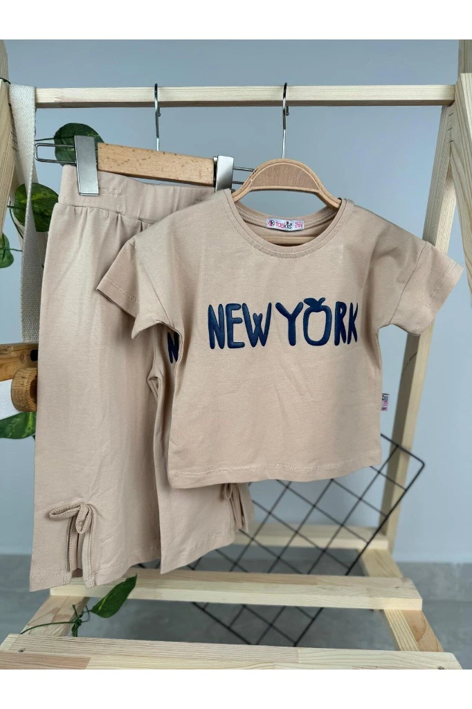 New York Baskılı Paça Detaylı Yazlık Kız Çocuk İkili Takım - SÜTLÜ KAHVE