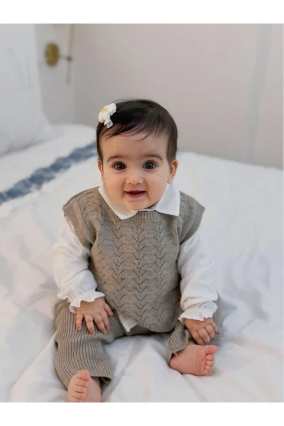 Amelia Süveterli Gömlekli 3'lü Triko Premium Kız Bebek Takım - GRİ