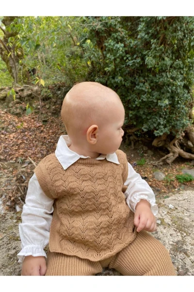 Amelia Süveterli Gömlekli 3'lü Triko Premium Kız Bebek Takım - KAHVERENGİ