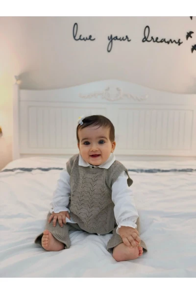 Amelia Süveterli Gömlekli 3'lü Triko Premium Kız Bebek Takım - GRİ