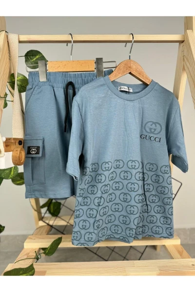 GUCCİİ BASKILI YAZLIK ERKEK ÇOCUK ŞORTLU İKİLİ TAKIM - MAVİ