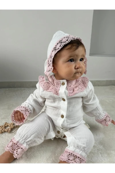 Güpürlü Şapkalı Alttan Çıtlıtlı Müslin Lüx Kalite Özel Gün Mevlüt Kız Bebek Tulum Takım - PEMBE