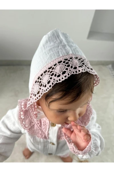 Güpürlü Şapkalı Alttan Çıtlıtlı Müslin Lüx Kalite Özel Gün Mevlüt Kız Bebek Tulum Takım - PEMBE