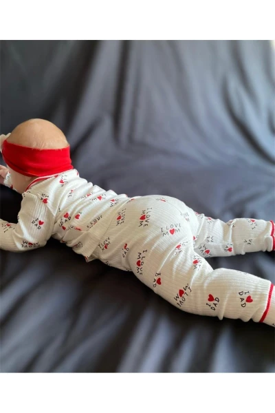 I LOVE MOM YAZILI KIZ BEBEK/ÇOCUK PİJAMA TAKIM - BEYAZ