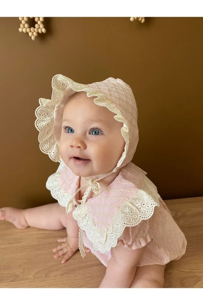 Kız Bebek Şapkalı Dantel Fistolu Çıtçıtlı Romper Badi İkili Set - PUDRA PEMBE