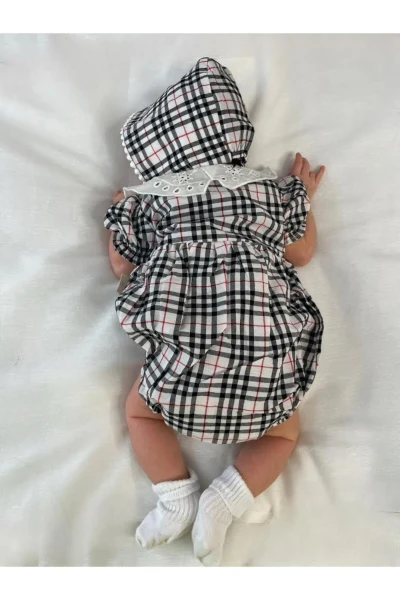 Kız Bebek Şapkalı PötiKare Desenli Çıtçıtlı Romper Badi İkili Set - SİYAH