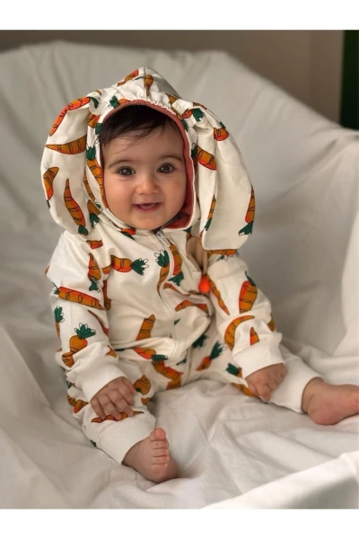 Tavşan Kulaklı Havuç Desenli Unisex Tulum - TURUNCU