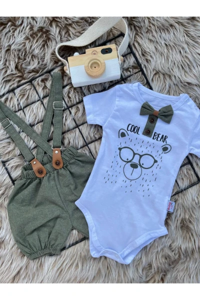 Yazlık Cool Bear Baskılı Papyonlu Askılı Şortlu 2'li Bebek Takımı - HAKİ YEŞİLİ