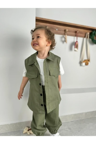 Yelekli Düz Beyaz Tişörtlü Bebek Premium Gabardin Üçlü Takım - YEŞİL