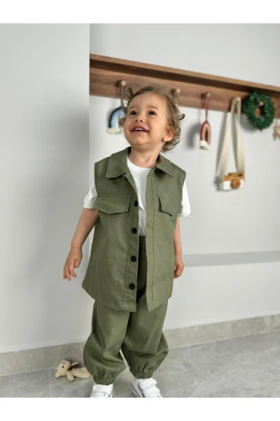 Yelekli Düz Beyaz Tişörtlü Bebek Premium Gabardin Üçlü Takım - YEŞİL