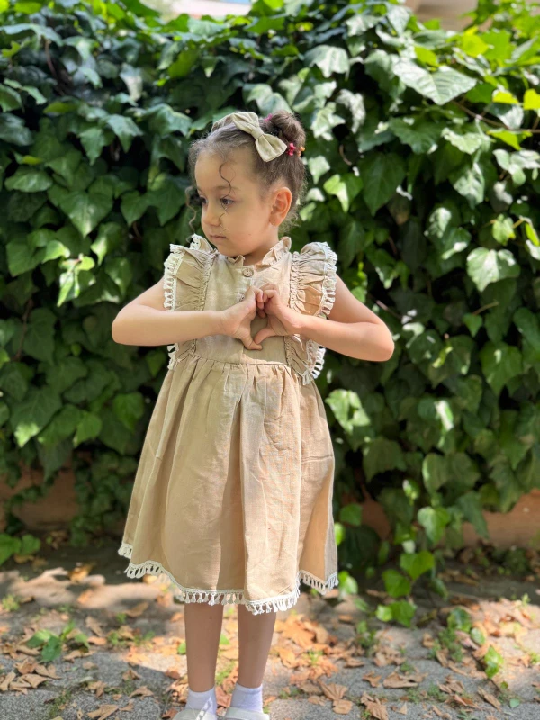 Kız Bebek Elbise Kısa Kollu Fırfırlı Tokalı Doğum Günü Parti Düğün Keten Günlük Kız Çocuk Elbise - KAHVERENGİ