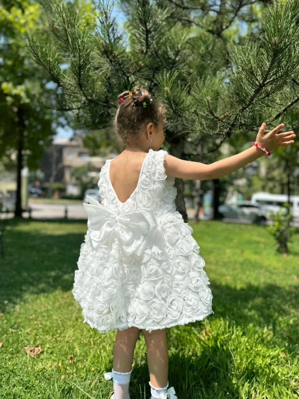Kız Bebek Kız Çocuk Kısa Kollu Güllü Sırt Detay Fiyonklu Özel Gün Doğum Günü Parti Düğün Elbise - BEYAZ