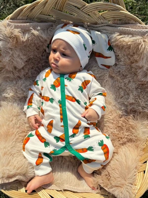 Havuç desenli %100 Pamuk Şapkalı Unisex Tulum Set - TURUNCU