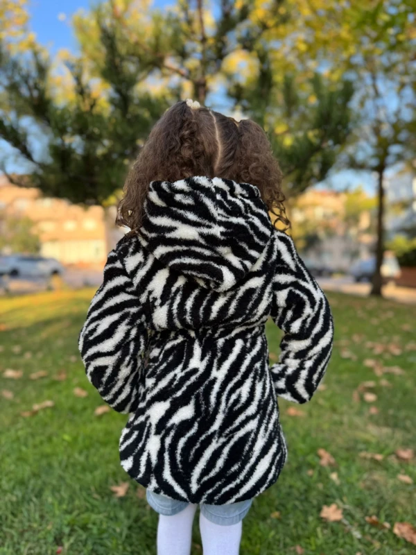 Wellsoft Peluş Unisex Fermuarlı Kışlık Bebek Çocuk Mont Bebek Hırka Çocuk Kaban Hırka - SİYAH