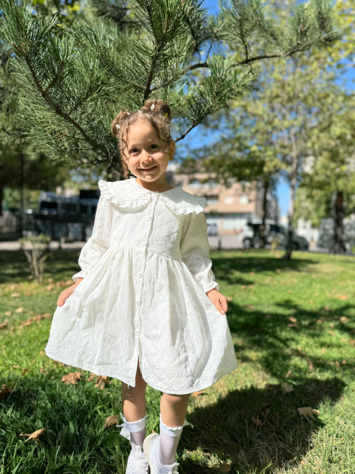 Kız Çocuk Elbise Bebe Yaka Uzun Kollu Düğmeli Özel Gün Doğum Günü  - BEYAZ