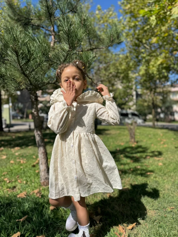 Kız Çocuk Elbise Bebe Yaka Uzun Kollu Düğmeli Özel Gün Doğum Günü  - KREM
