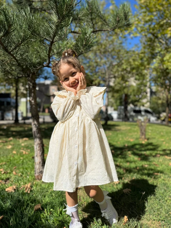 Kız Çocuk Elbise Bebe Yaka Uzun Kollu Düğmeli Özel Gün Doğum Günü  - KREM