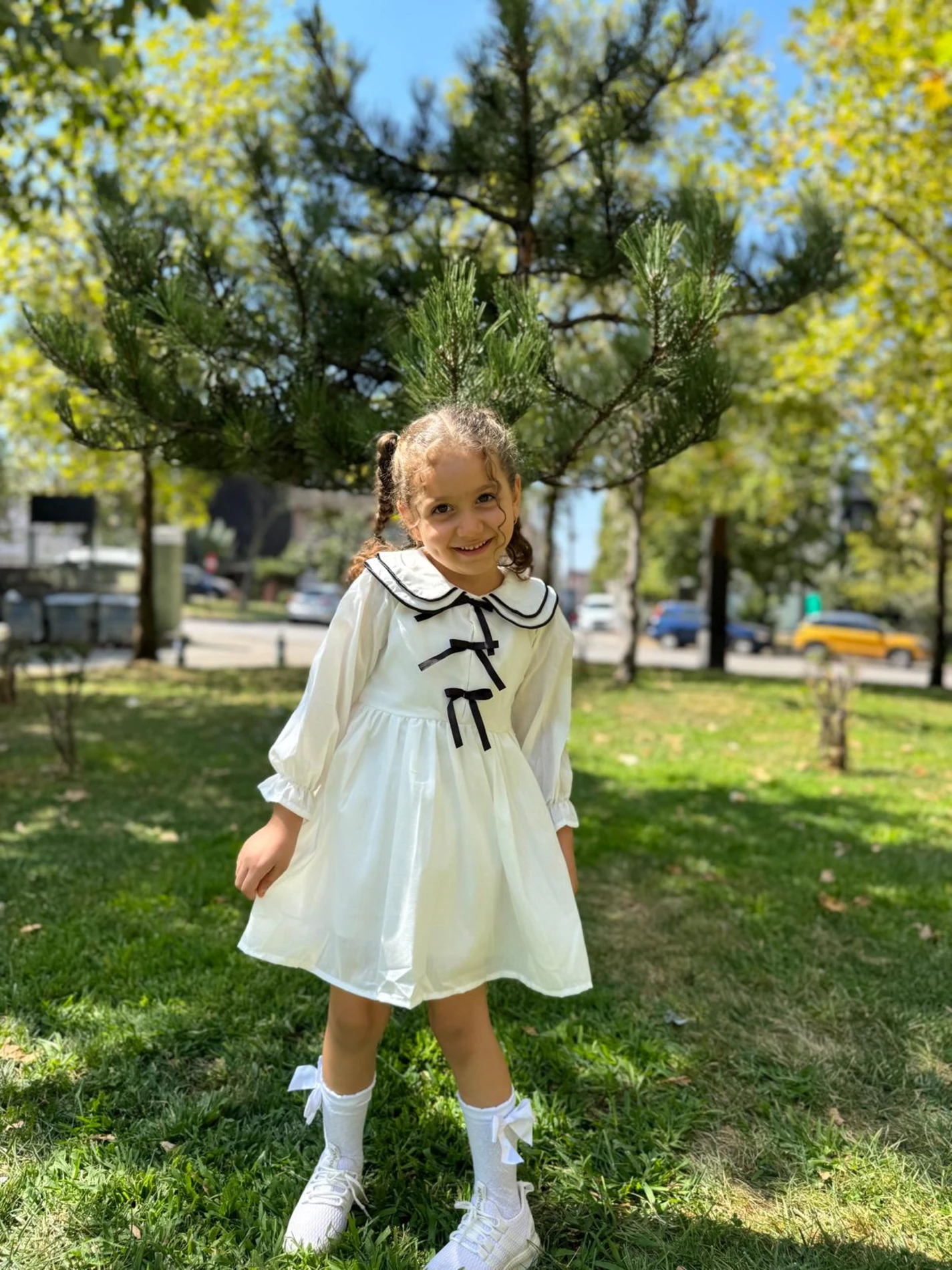 Kız Çocuk Elbise Bebe Yaka Kurdele Detaylı Doğum Günü Özel Gün Düğün Günlük Kız Bebek Elbise - BEYAZ