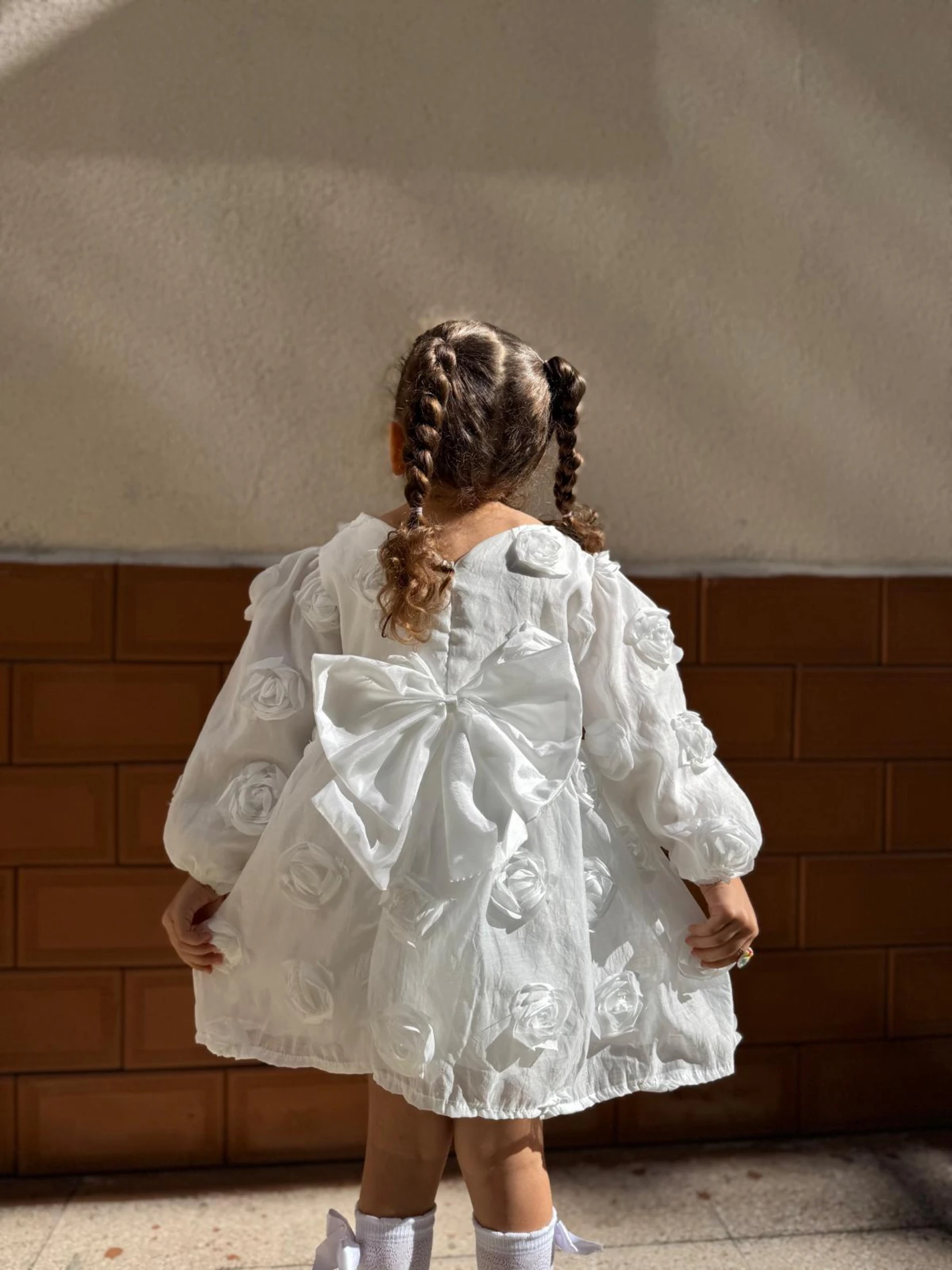 Kız Bebek Kız Çocuk Uzun Kollu Sırt Detay Fiyonklu Özel Gün Doğum Günü Parti Düğün Bayramlık Elbise - BEYAZ