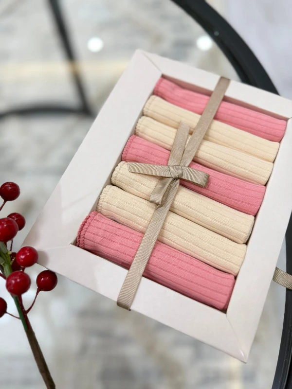 Özel Seri 7'li %100 Pamuklu Bebek Ağız Silme Mendili - PEMBE