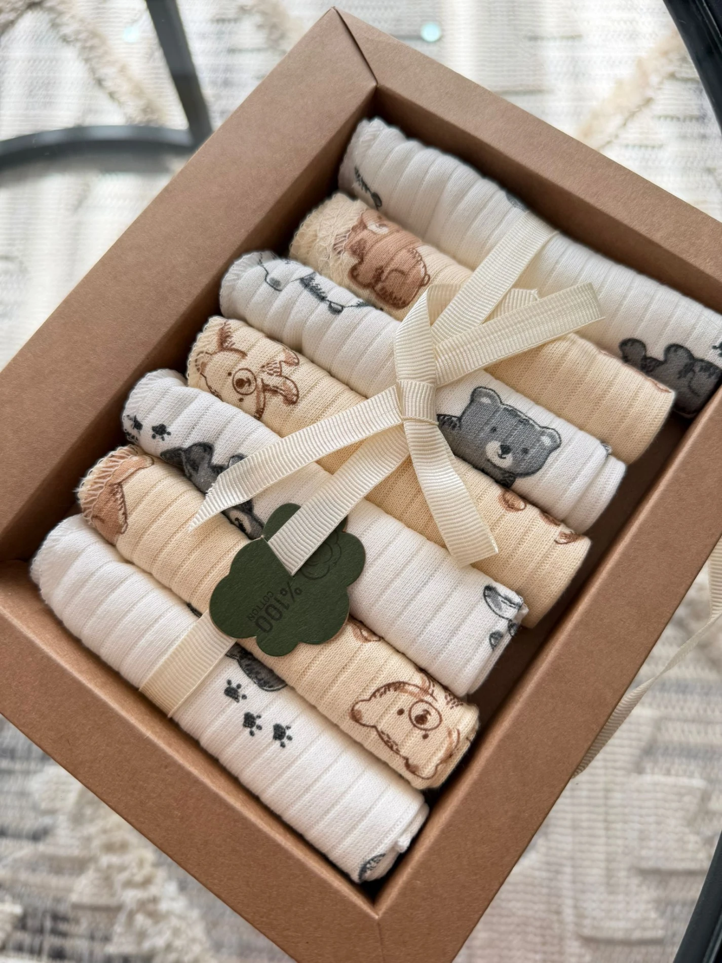 Özel Seri Baskılı 7'li %100 Pamuklu Bebek Ağız Silme Mendili - GRİ