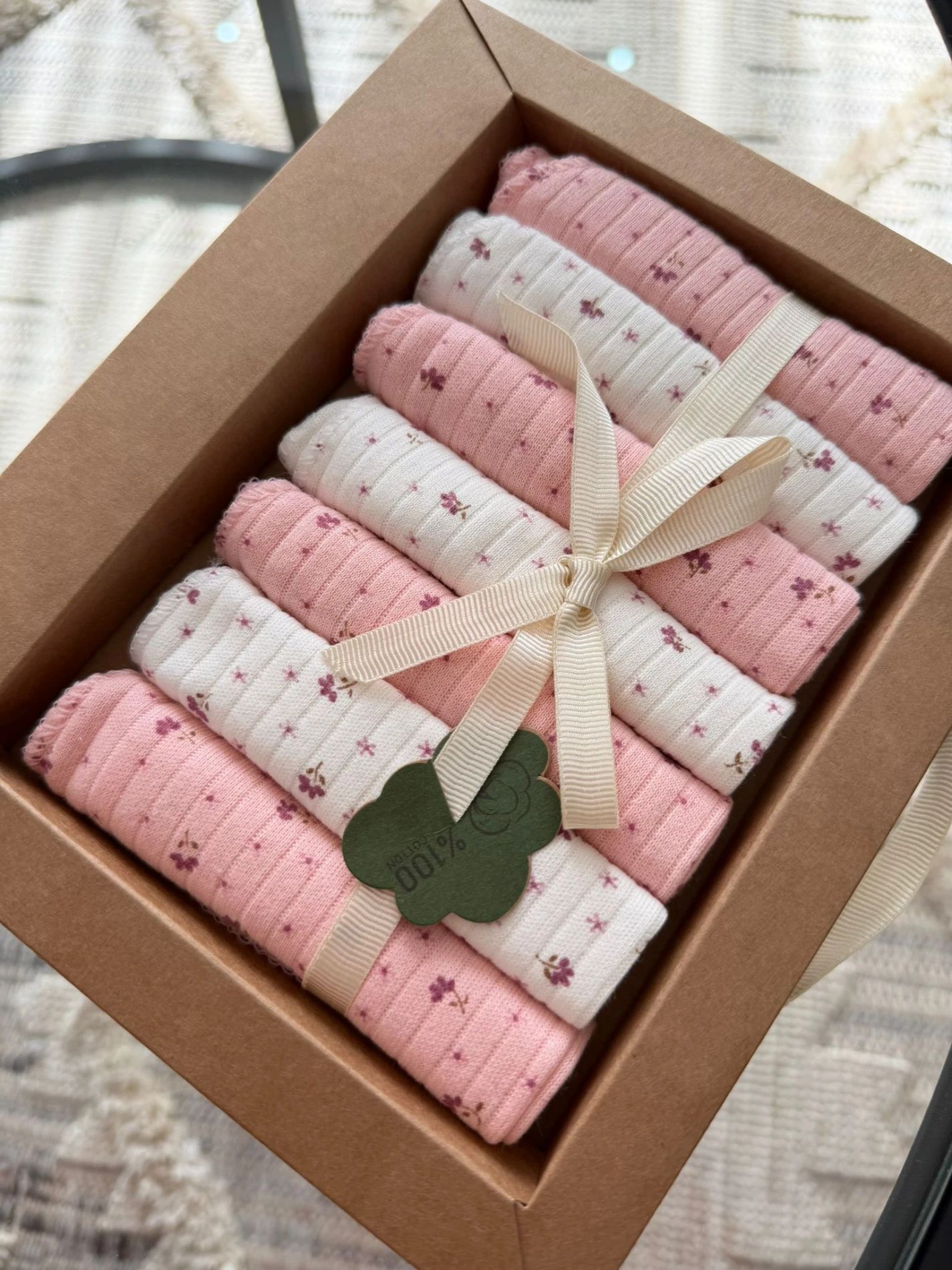 Özel Seri Baskılı 7'li %100 Pamuklu Bebek Ağız Silme Mendili - BEYAZ