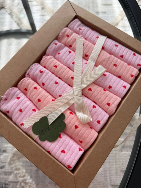 Özel Seri Baskılı 7'li %100 Pamuklu Bebek Ağız Silme Mendili - PEMBE