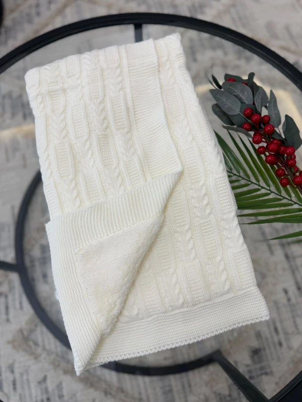 Lüks Peluş Astarlı Triko Bebek Battaniyesi Sıcak Tutan Puset & Hastane Çıkış Battaniyesi 80x90 cm - KREM