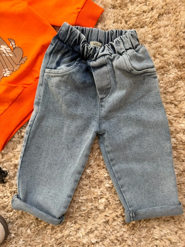 Erkek Bebek Köpek Baskılı Çıkarılabilir Yakalı Sweatshirt ve Kot Pantolon 2’li Takım - TURUNCU